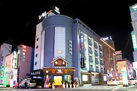 Hanok Hotel