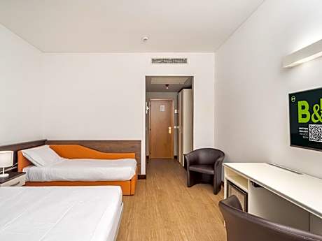 Superior Triple Room