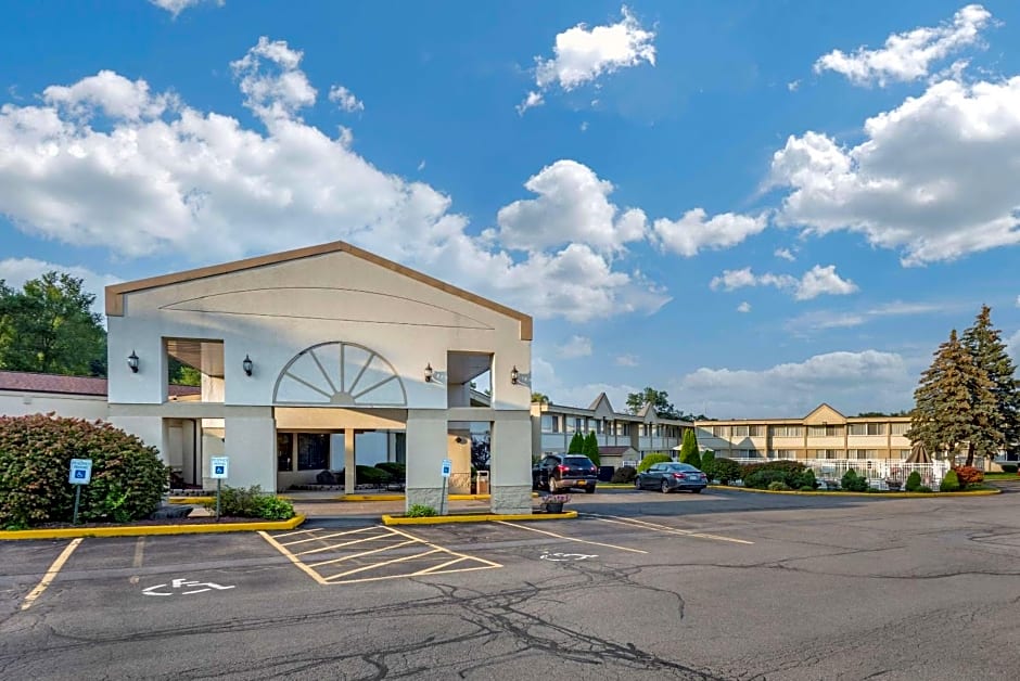 Quality Inn & Suites Vestal Binghamton Near University