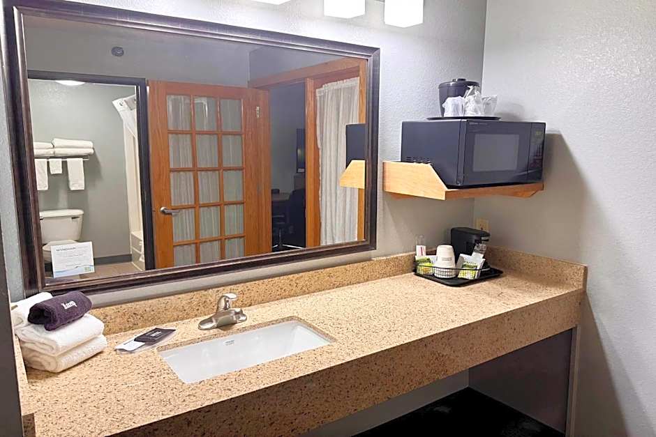 AmericInn by Wyndham Stillwater