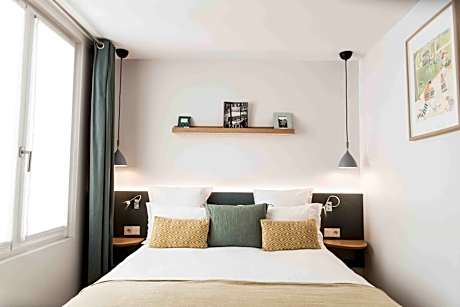 Classic Room with Twin Beds