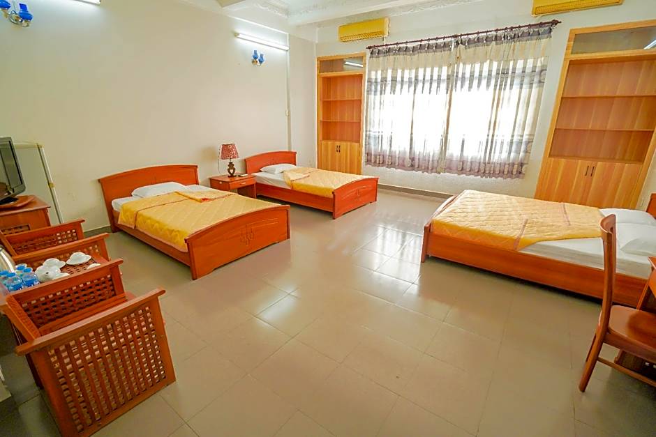 Hoa Binh 2 Hotel