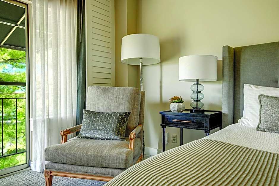 Woodmark Hotel & Still Spa