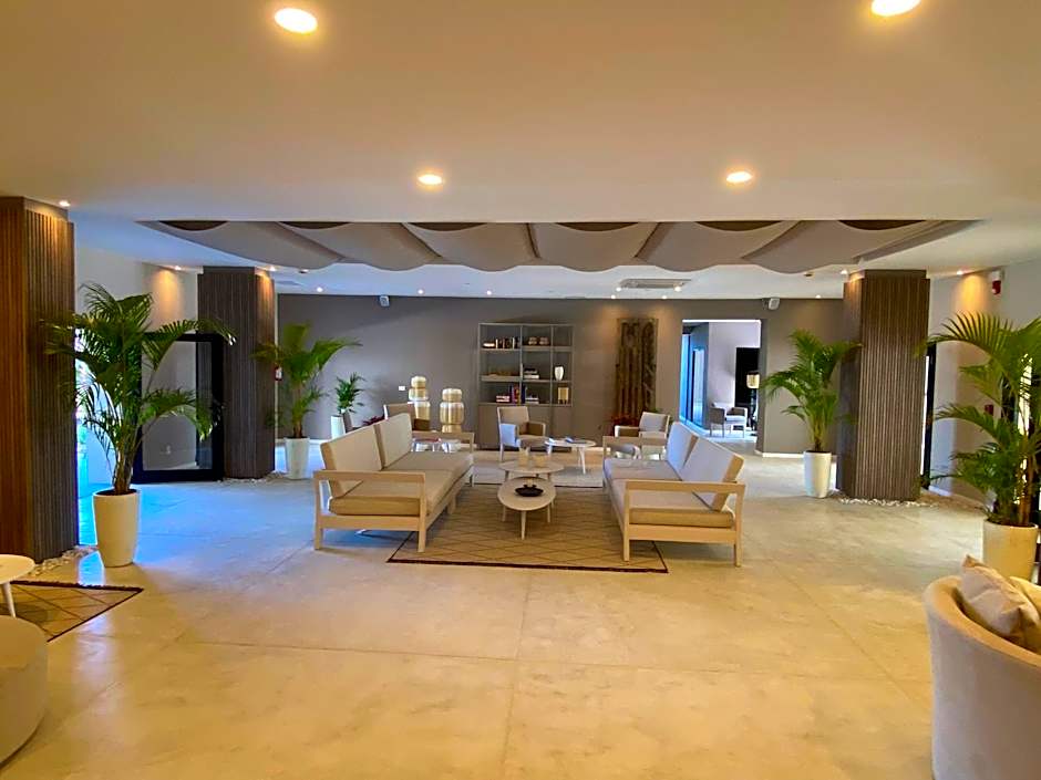 Serena Hotel - Punta del Este - Unico sobre la Playa