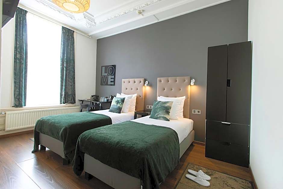 Quentin Amsterdam Hotel