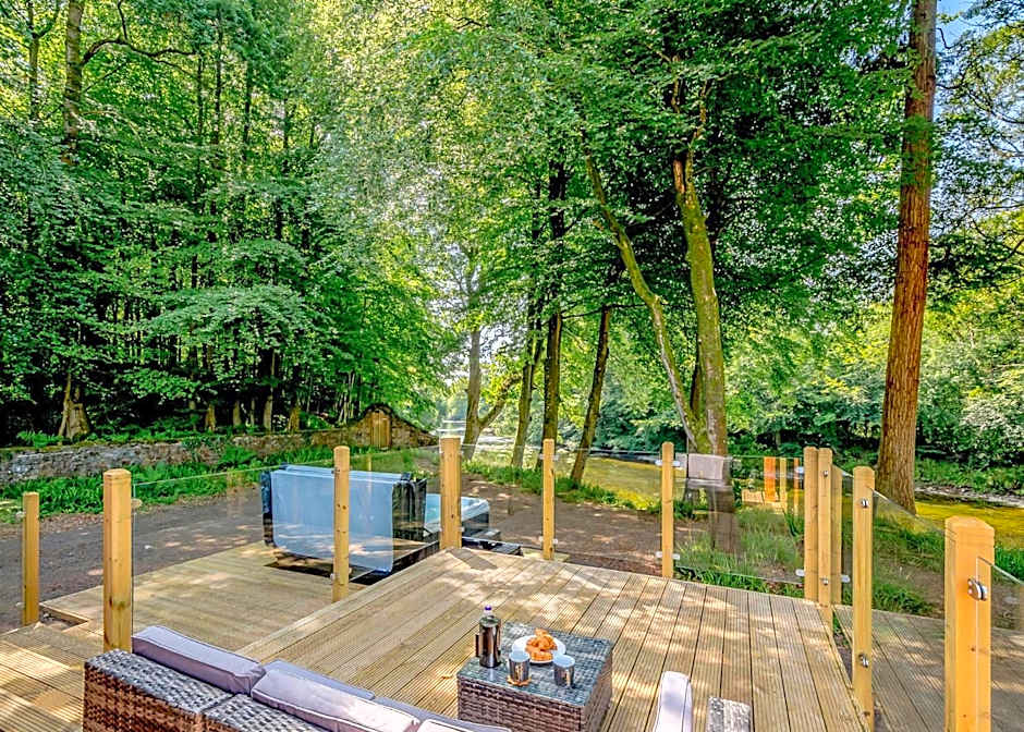 Gadgirth Estate Lodges