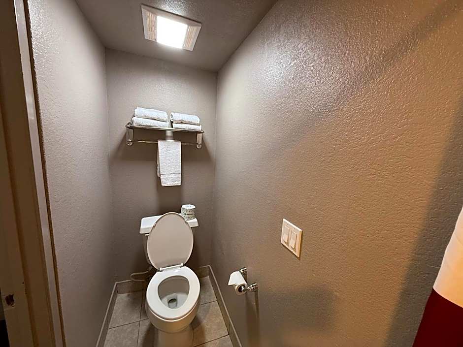 Red Roof Inn Austin - Round Rock