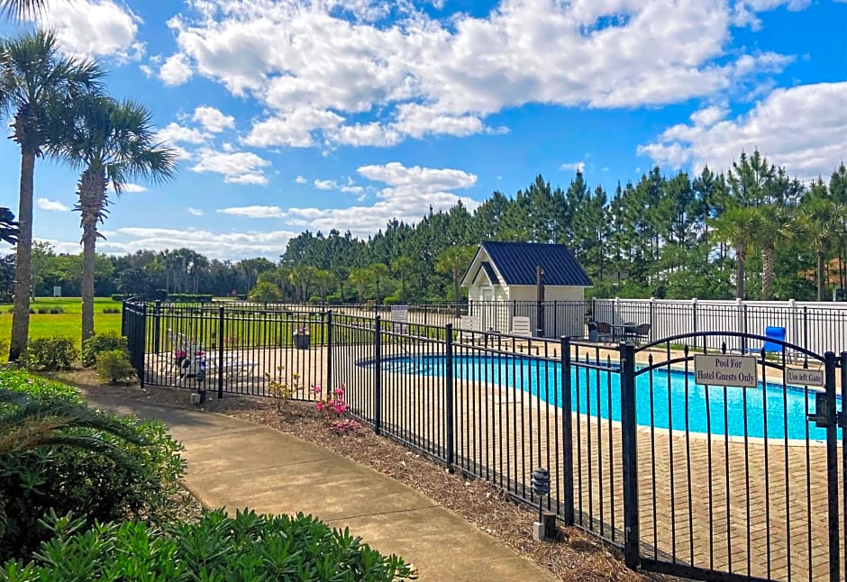 30-A Inn & Suites