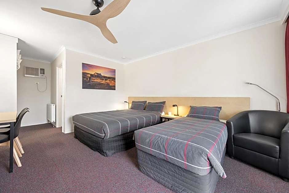 Cooma Motor Lodge Motel