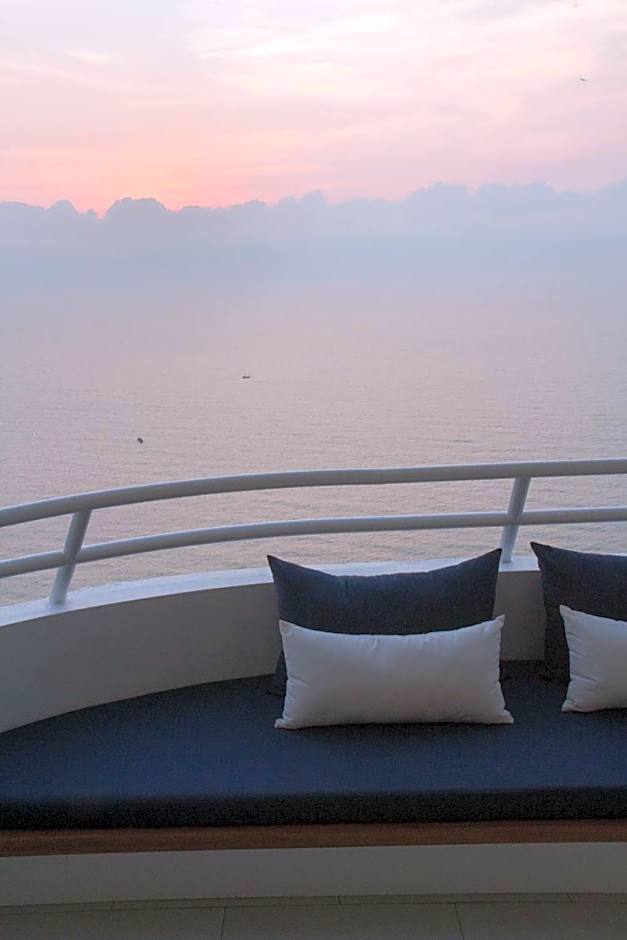 Yambay Hua Hin Beachfront