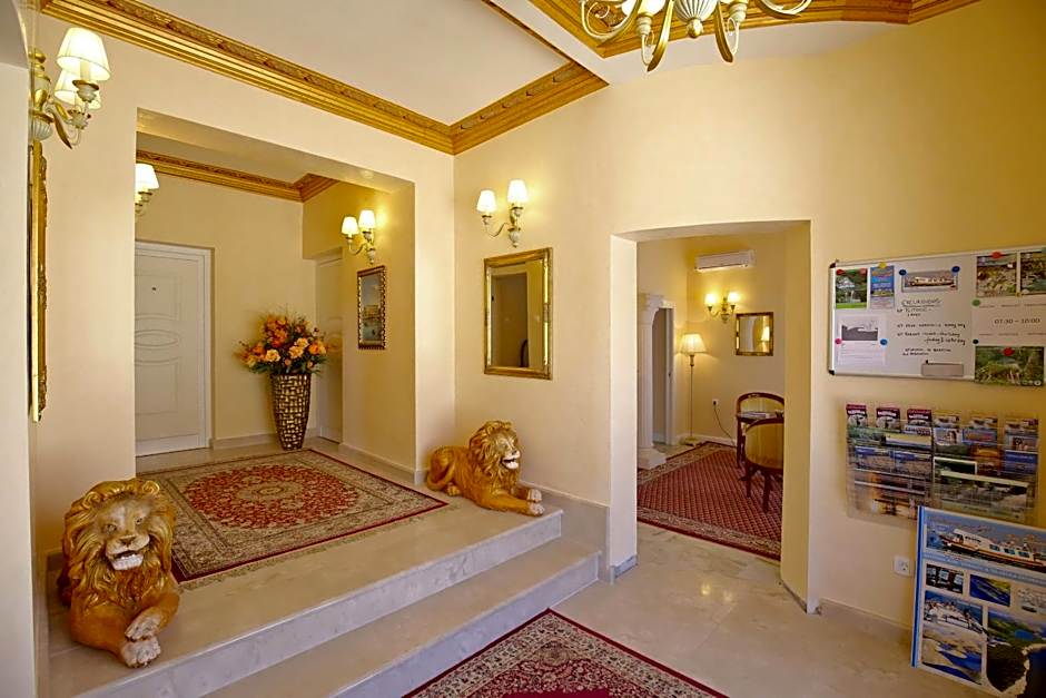 Villa Triana-Adults Only