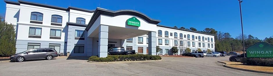 Spark by Hilton Tupelo