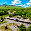 Wolfjaw Lodge