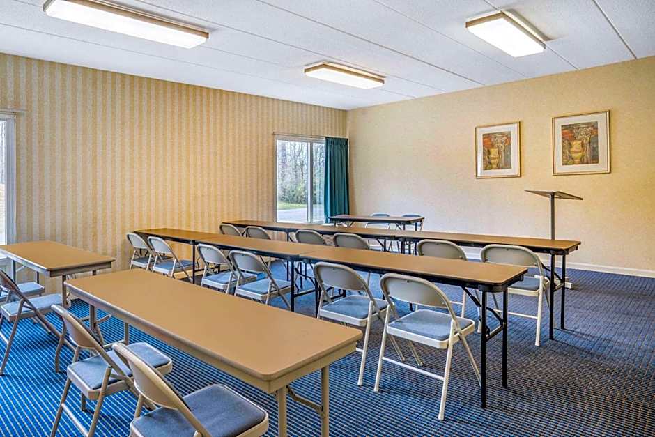 Baymont by Wyndham Warrenton