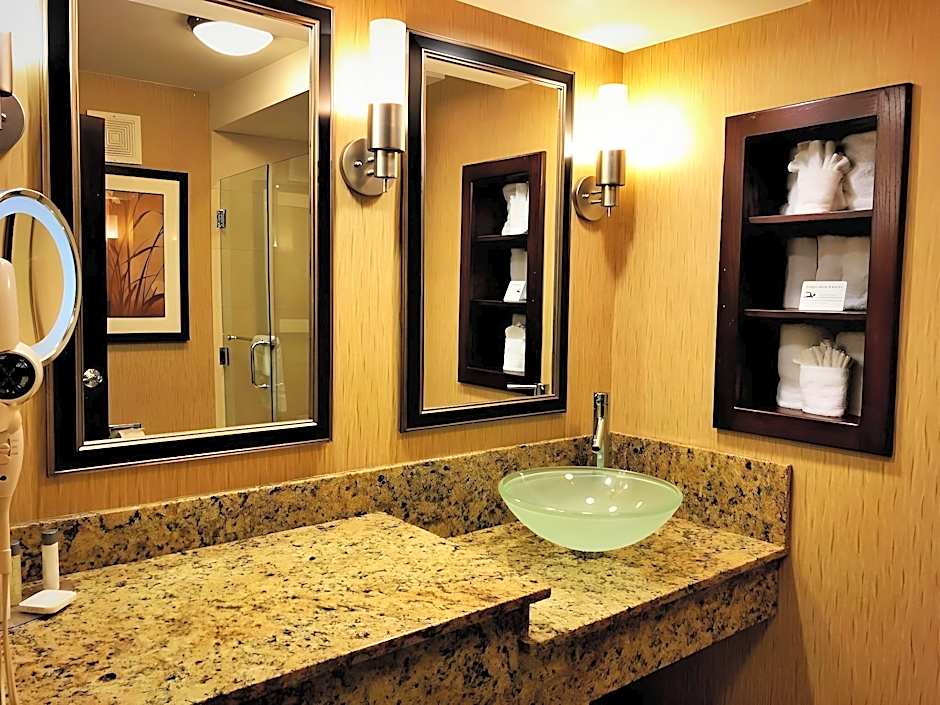 Lux Hotel & Spa