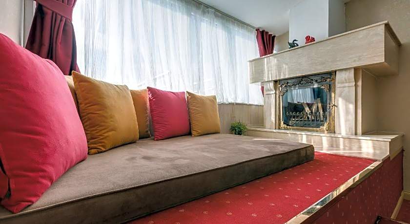 Twins Boutique Hotel