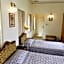 Hotel Arya Niwas