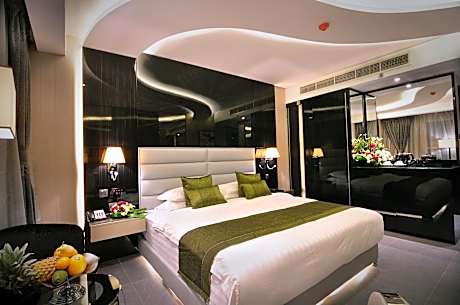 Two-Bedroom Suite