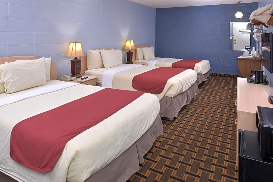 Americas Best Value Inn & Suites Branson - Near The Strip