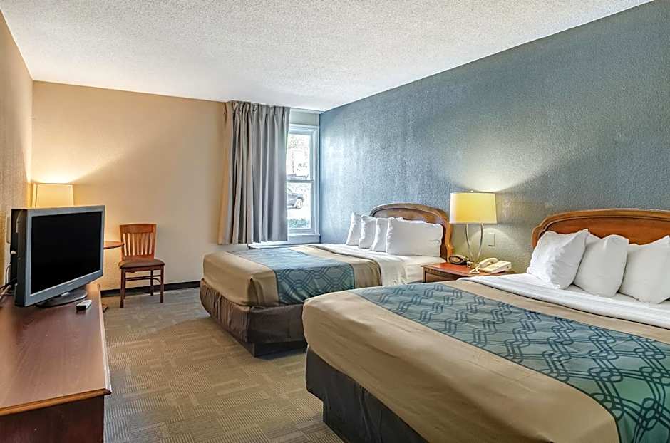 Econo Lodge Inn & Suites Radford-Blacksburg Area