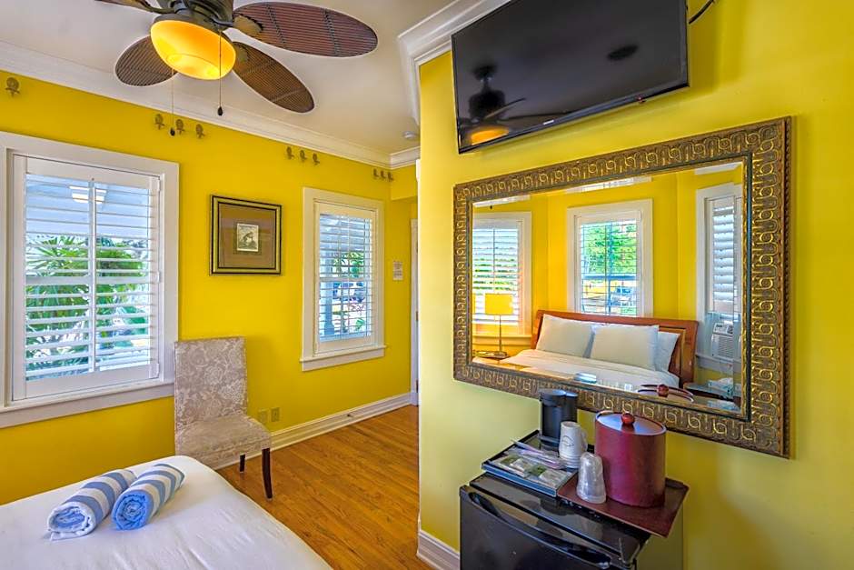 Duval Inn - Key West