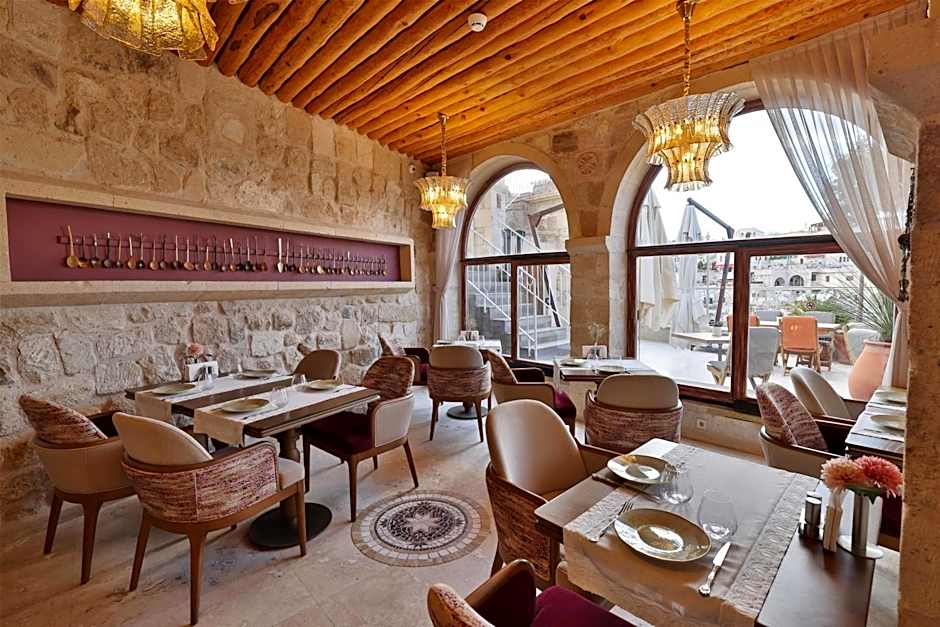 Elika Cave Suites Cappadocia, Curio Collection by Hilton