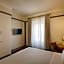 Anglo American Hotel Florence, Curio Collection by Hilton
