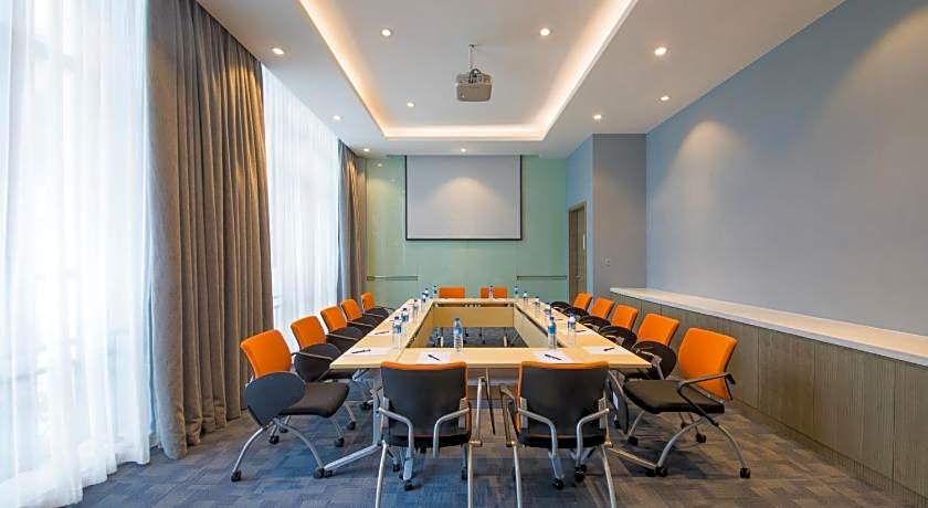 Holiday Inn Express Guian Yungu By IHG