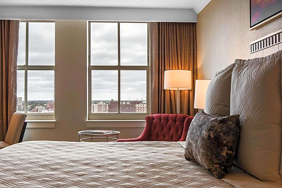 Omni Providence