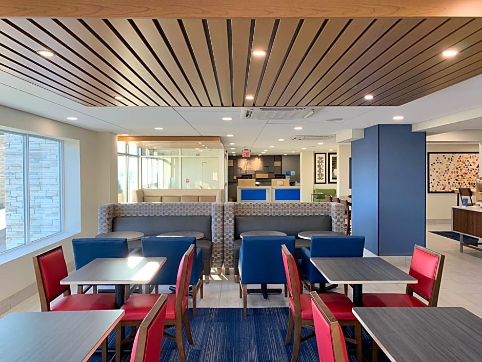 Holiday Inn Express Allentown North By IHG