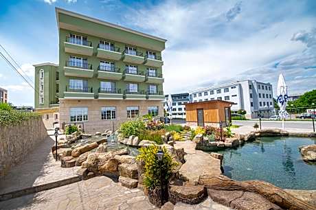 Glamping Alliance Hotel