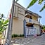 OYO Life 93034 Ayri Home