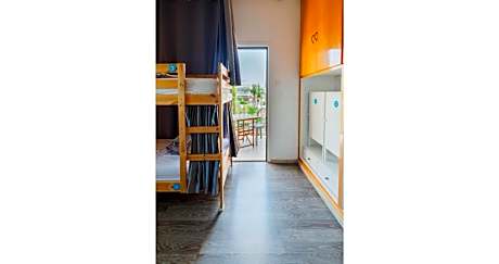 Bed in 4-Bed Mixed Dormitory Room