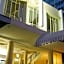 New Ambassador Hotel