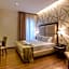 Catone District Hotel