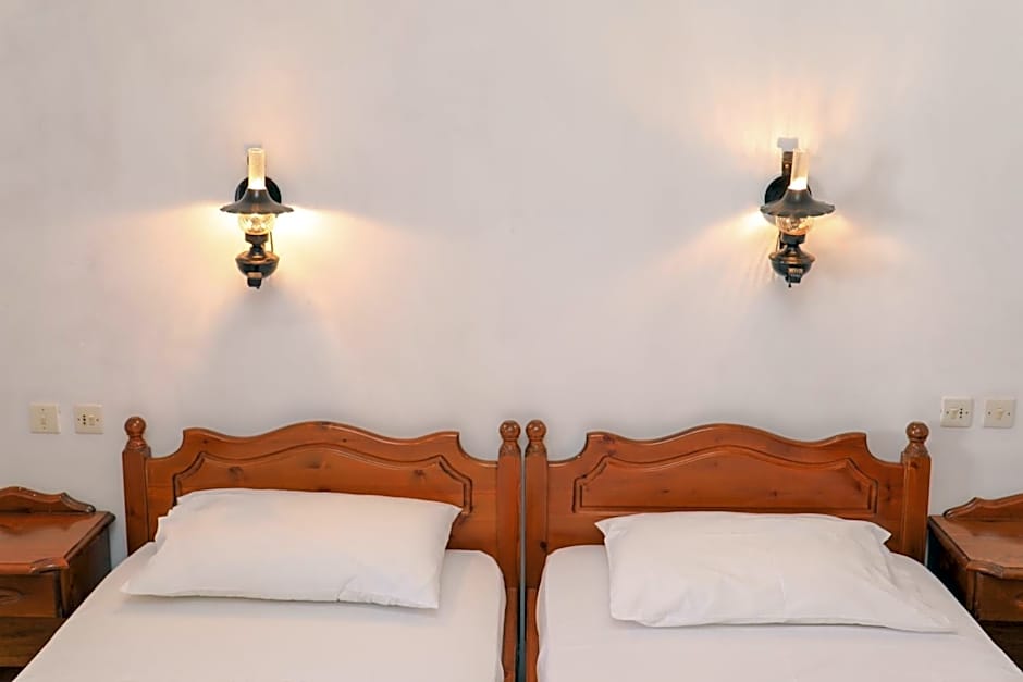 Pandora Studios Skiathos