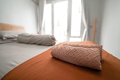 Standard Studio - Nice Room