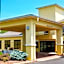 Quality Inn & Suites Oakwood Village - Cleveland South