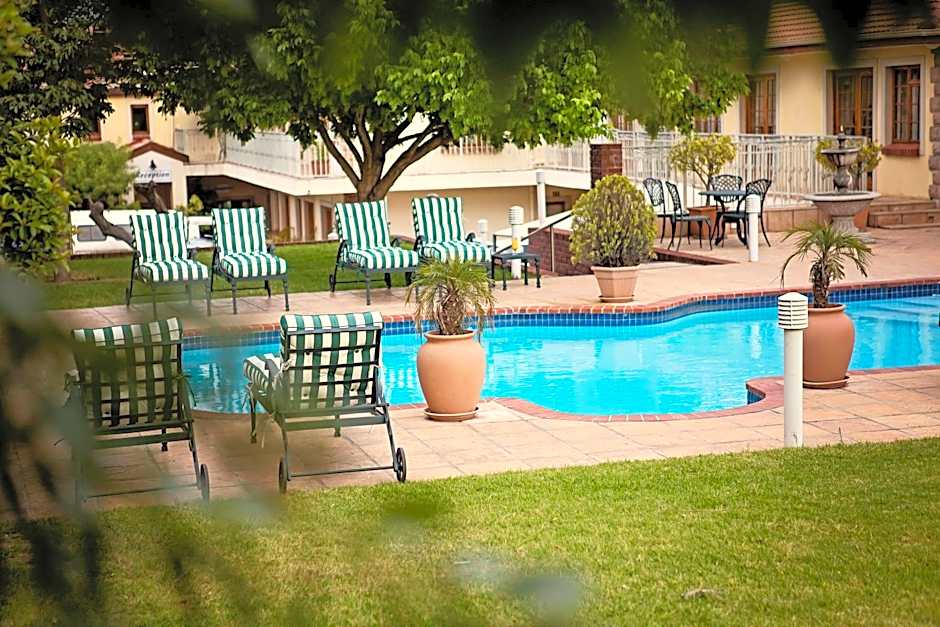 Oak Tree Lodge