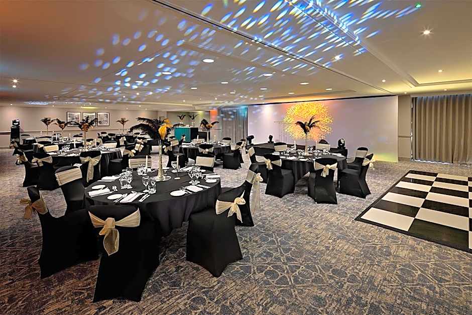 Hilton Cobham