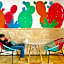 Follow the Sun Boutique Hostel - Pool, Breakfast & Sea Views