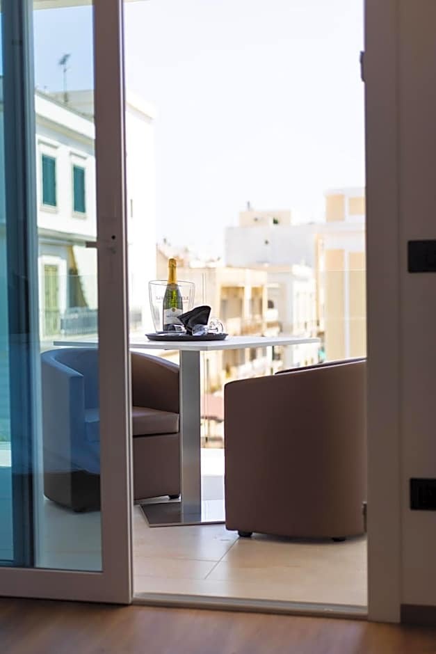 POPULA - The Lifestyle Hotel