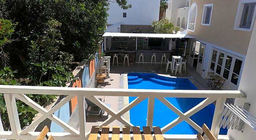 Anny Studios Perissa Beach