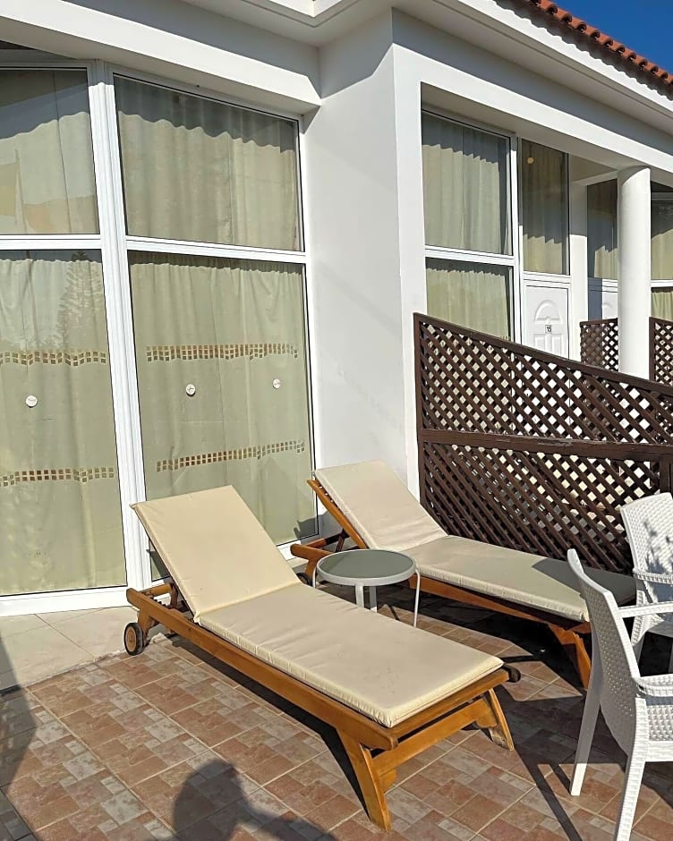 Eliofos Elegant Maisonettes