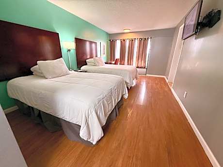 1 King Bed Adjoining Suite Accessible Non-Smoking