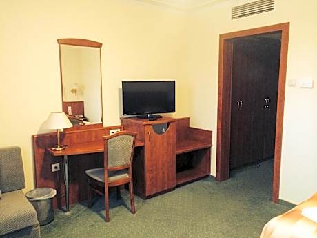 Superior Room with Extra Bed