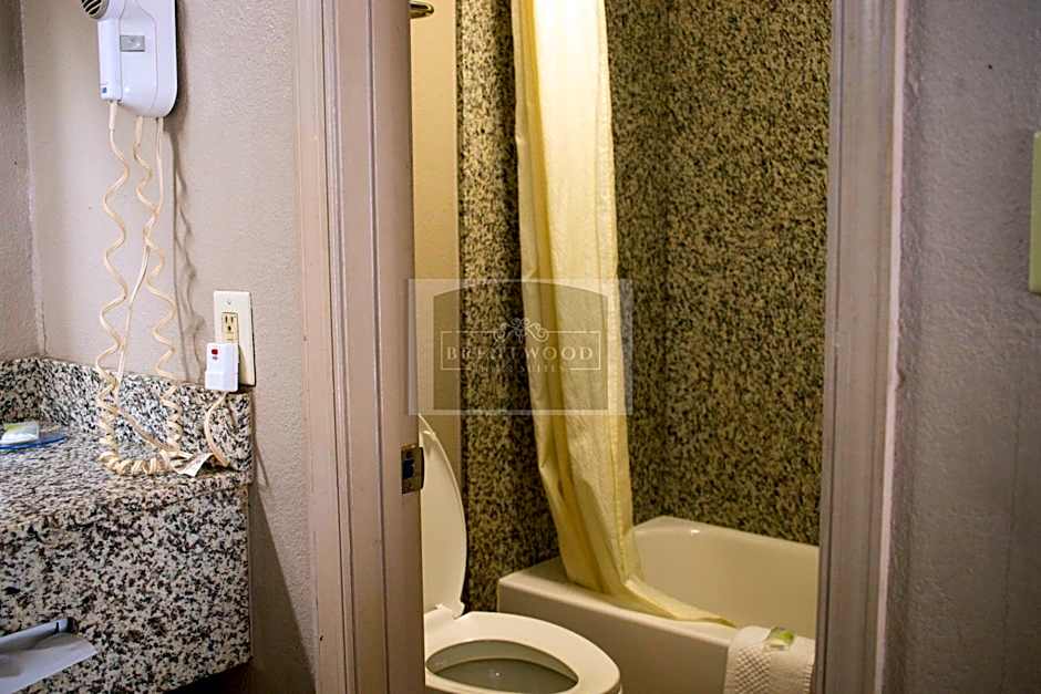 Brentwood inn & Suites - Lynchburg