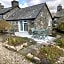 Garth Engan Private Self Contained B&B with Garden Area