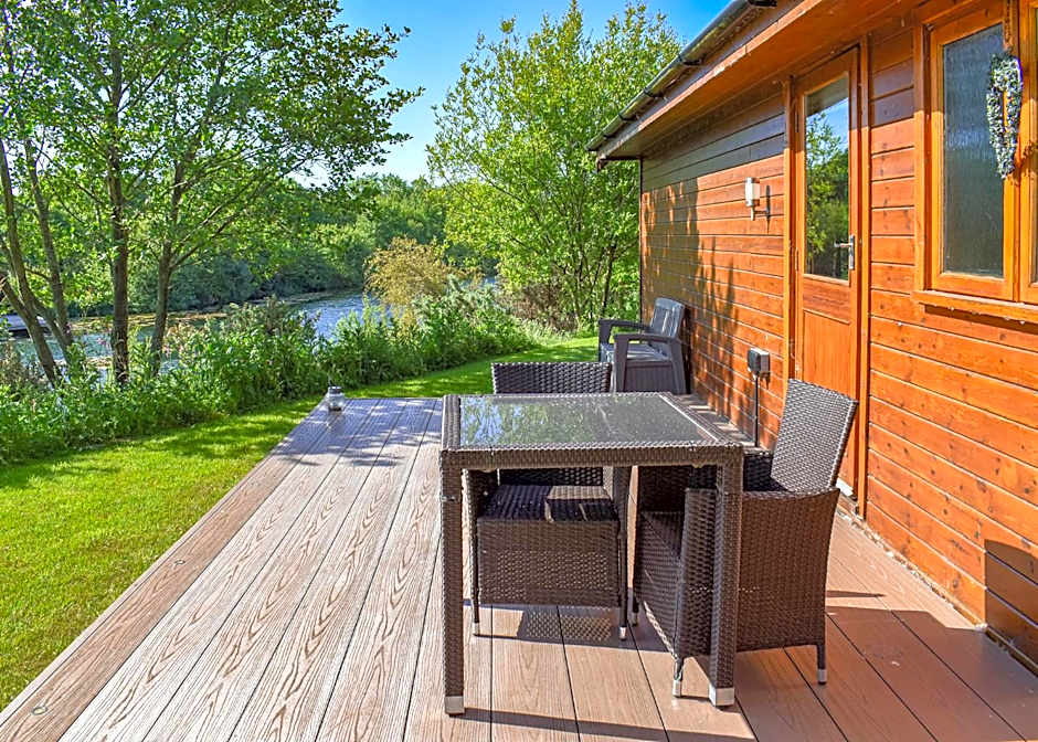 Anglesey Lakeside Lodges