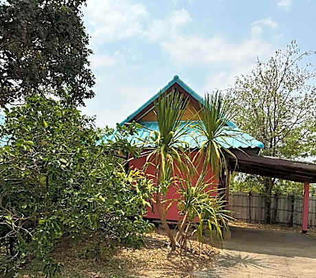 OYO 75489 Leelawadee NonPho Resort (Amnatcharoen)